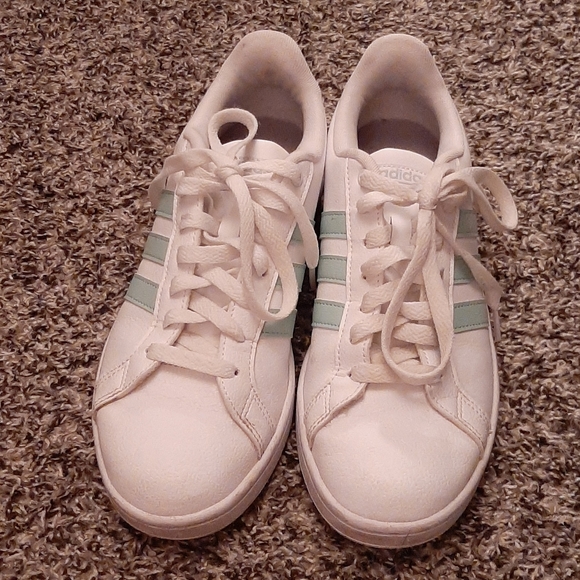 Adidas Sneakers - Picture 2 of 6